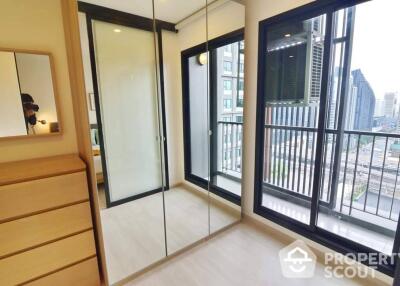 1-BR Condo at Life Asoke near ARL Makkasan