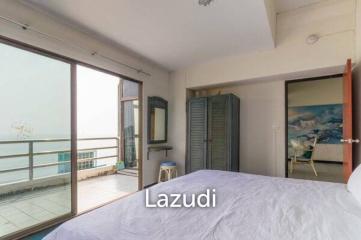 2 Bed Condo with Picturesque Sea View and Mountain View