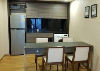 1-BR Condo at Klass Langsuan near BTS Chit Lom