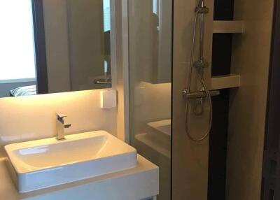 2-BR Condo at Menam Residences in Wat Phraya Krai