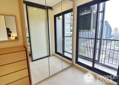 1-BR Condo at Life Asoke near ARL Makkasan