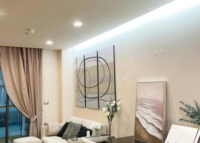 1-BR Condo at The Address Sathorn near BTS Saint Louis