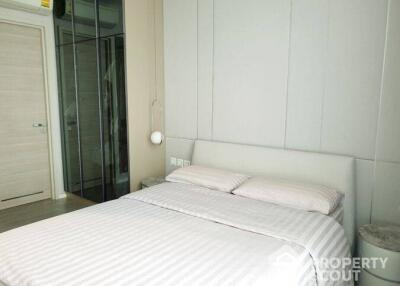 1-BR Condo at The Room Sathorn - St. Louis near BTS Surasak