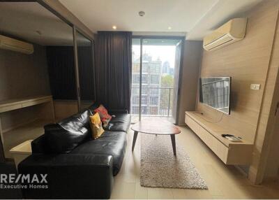 Luxurious 1-Bedroom Condo with BTS Chong Nonsi 7 Mins Walk - Klass Silom