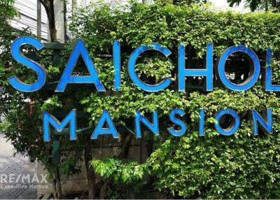 "Luxurious 5-BR Condo in Saichol Mansion, floor 32, Bangkok"