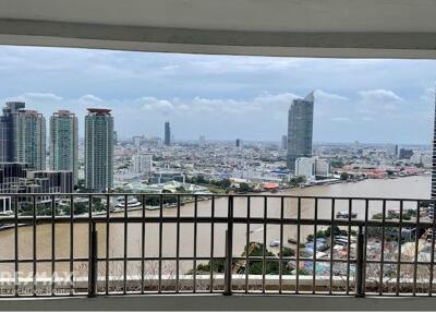 "Luxurious 5-BR Condo in Saichol Mansion, floor 32, Bangkok"