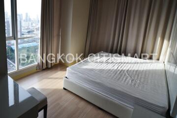 Condo at The Address Phayathai for sale