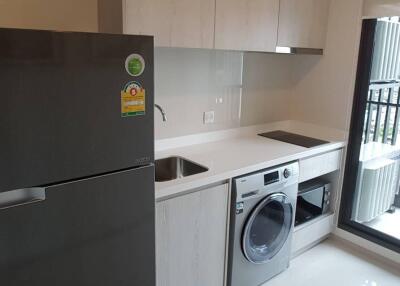 1-BR Condo at Life Sukhumvit 48 near BTS Phra Khanong (ID 511364)