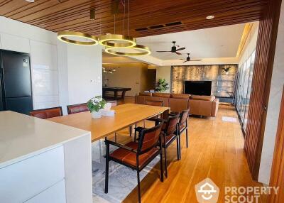 4-BR Condo at Phatsana Garden near BTS Ekkamai