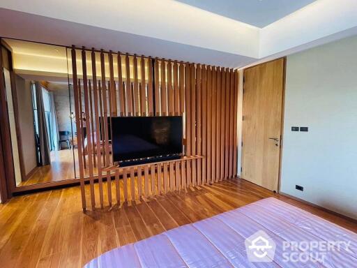 4-BR Condo at Phatsana Garden near BTS Ekkamai