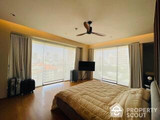 4-BR Condo at Phatsana Garden near BTS Ekkamai