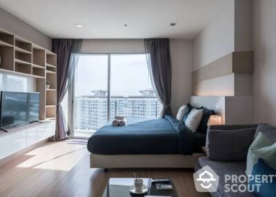 1-BR Condo at Sky Walk Residences near BTS Phra Khanong