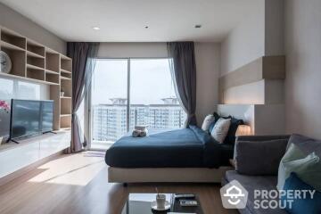 1-BR Condo at Sky Walk Residences near BTS Phra Khanong