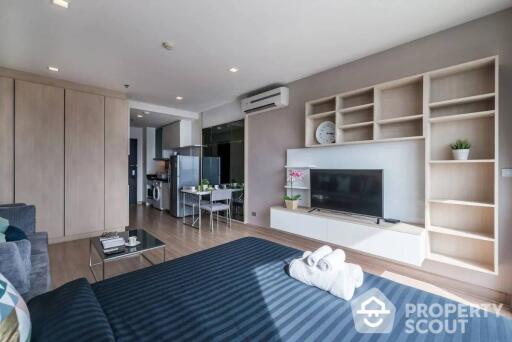 1-BR Condo at Sky Walk Residences near BTS Phra Khanong