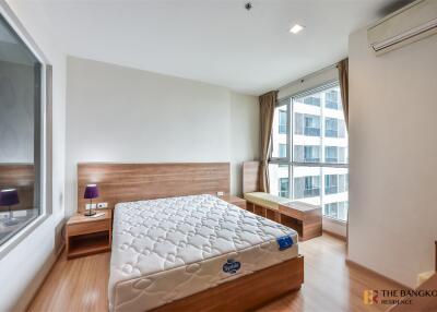 RHYTHM Sathorn BTS SAPHAN TAKSIN 1 Bed 1 Bath  C2408310322