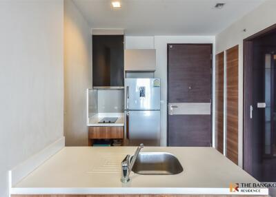 RHYTHM Sathorn BTS SAPHAN TAKSIN 1 Bed 1 Bath  C2408310322