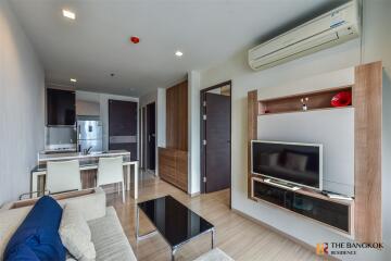 RHYTHM Sathorn BTS SAPHAN TAKSIN 1 Bed 1 Bath  C2408310322