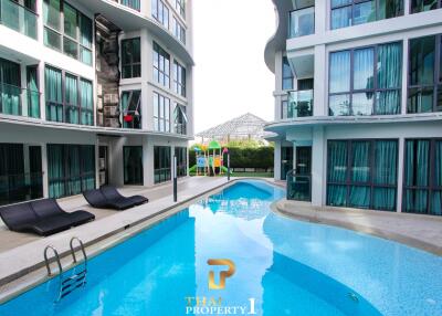 Sea Zen Bangsaray 1 Bedroom Condo For Sale with Pool View