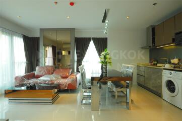 Aspire Rama 9 MRT Phra Ram 9 2 Bed 2 Bath  C150316021