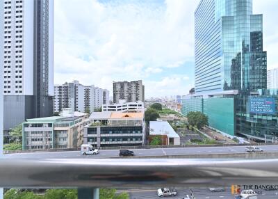 Supalai Park Asoke-Ratchada MRT Phra Ram 9 1 Bed 1 Bath  C2409060016