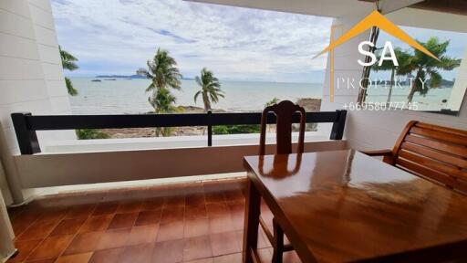 Balcony with ocean view