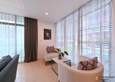 Baan Ananda Sukhumvit 61 BTS EKKAMAI 3 Bed 2 Bath  C2409060033