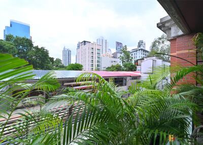 Baan Ananda Sukhumvit 61 BTS EKKAMAI 3 Bed 2 Bath  C2409060033