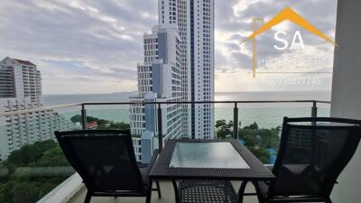 Balcony with a ocean view and city skyline