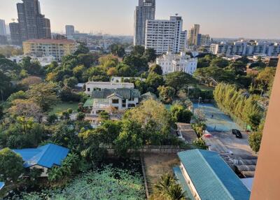 Aerial view of urban area with buildings and greenery