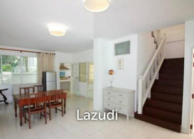 3 Bedroom Townhouse close to the beach