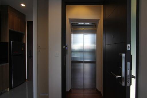 Photo of the entrance area with an elevator door