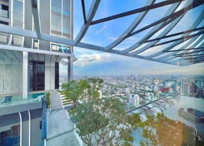 Building with outdoor greenery and city view