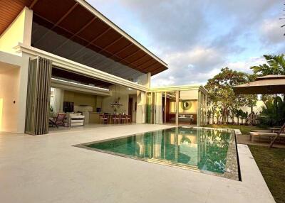 Modern house with a pool and patio