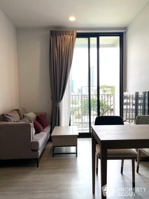 1-BR Condo at Xt Ekkamai near BTS Thong Lor