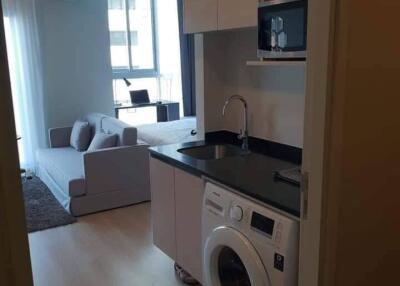 1-BR Condo at Noble Revolve Ratchada 2 near MRT Thailand Cultural Centre (ID 531562)