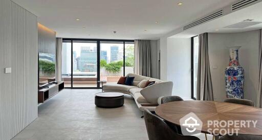 2-BR Duplex at Crystal Garden Condominium near BTS Nana