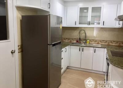 2-BR Condo at All Seasons Mansion Condominium near BTS Phloen Chit