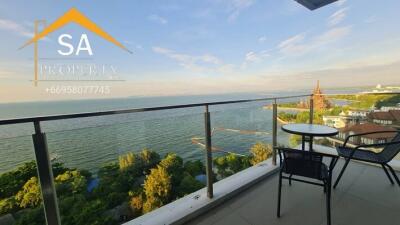 Balcony with ocean view