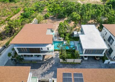 SPACIOUS MODERN POOL VILLA