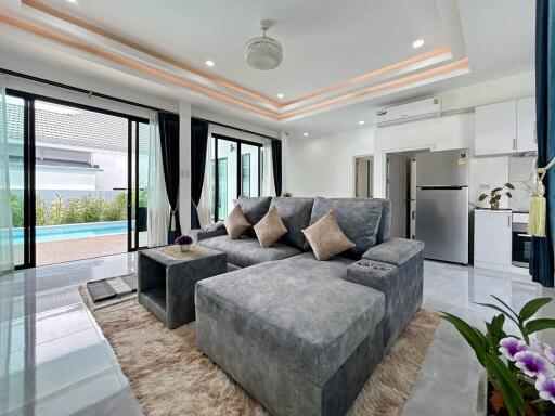 Aileen Village: Modern 3 Bedroom Pool Villa