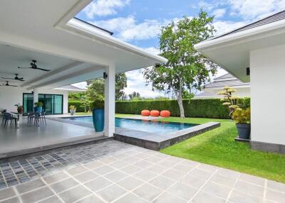 The Clouds: 4 Bedroom Pool Villa