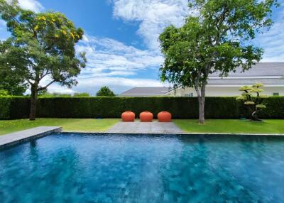 The Clouds: 4 Bedroom Pool Villa