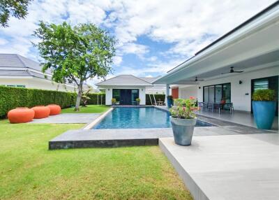 The Clouds: 4 Bedroom Pool Villa