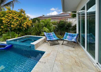 Red Mountain Luxury: Freehold 3 Bed Pool Villa