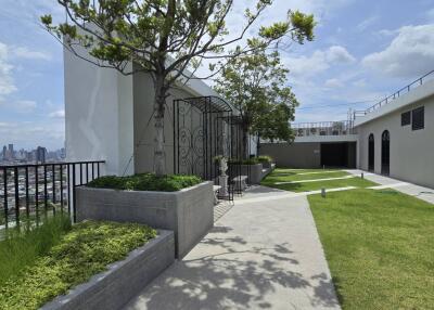 Rooftop garden with city view