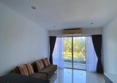 2-Bed Condo Pool View in Chic Karon Condominium