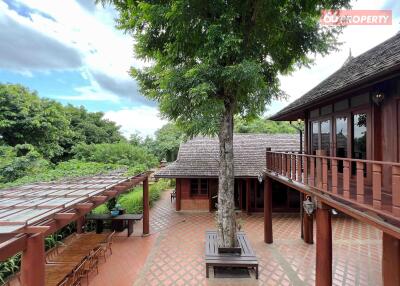 Spacious Pool Villa next to Ping River