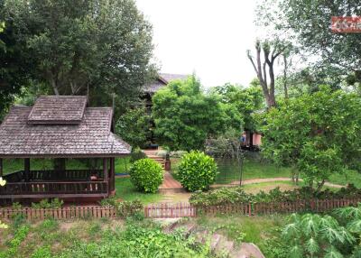 Spacious Pool Villa next to Ping River