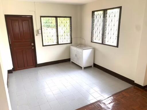 3 Bedroom House for Rent in San Phak Wan