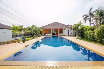 Single-Story Pool Villa near Lanna International School